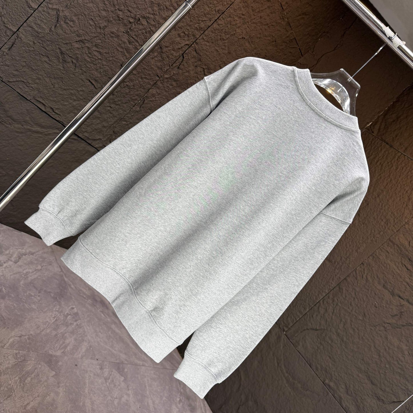 AMIRI-GREY-LOGO-LONG-SLEEVE