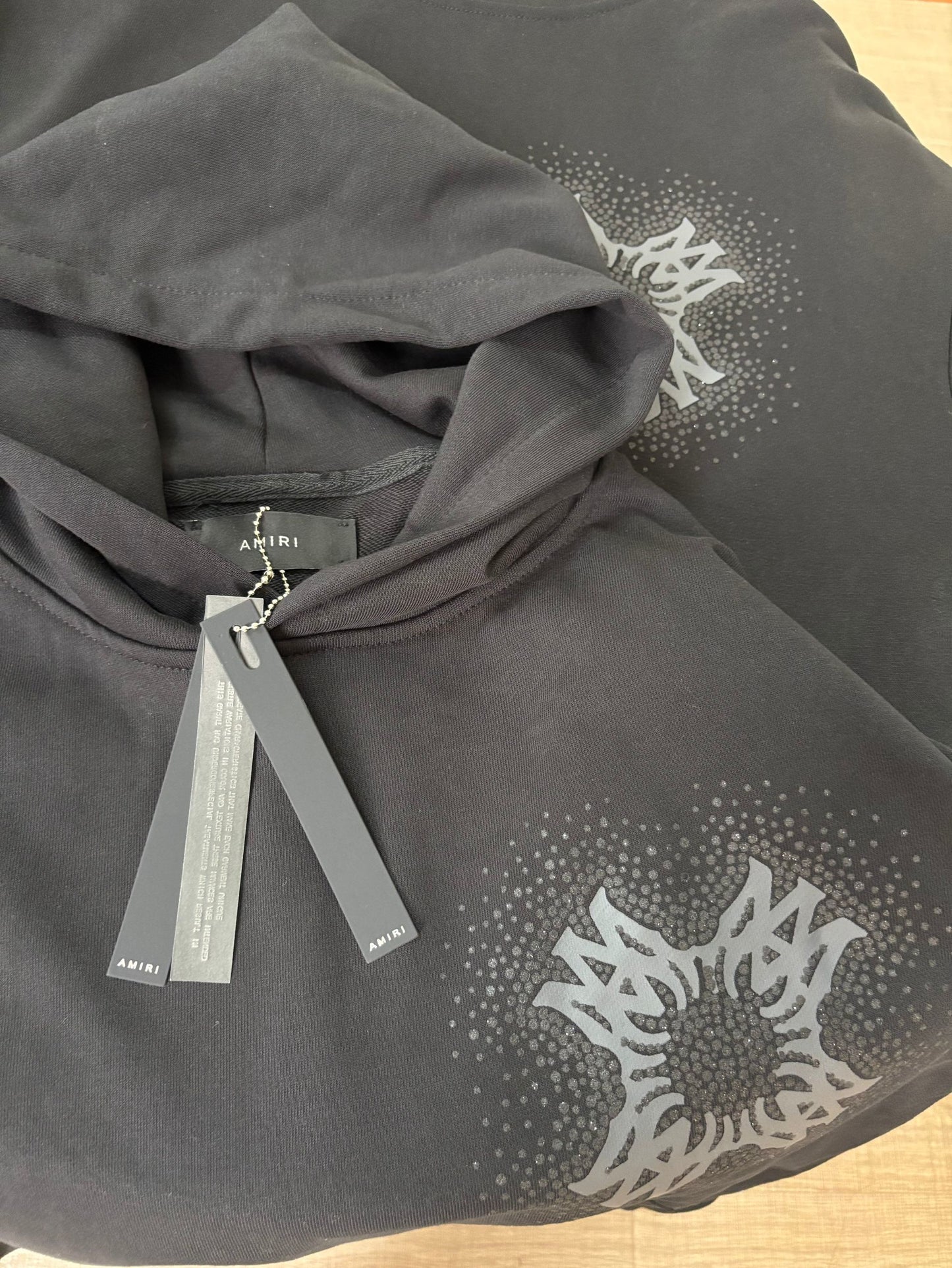 AMIRI-LOGO-POINTS-HOODIE