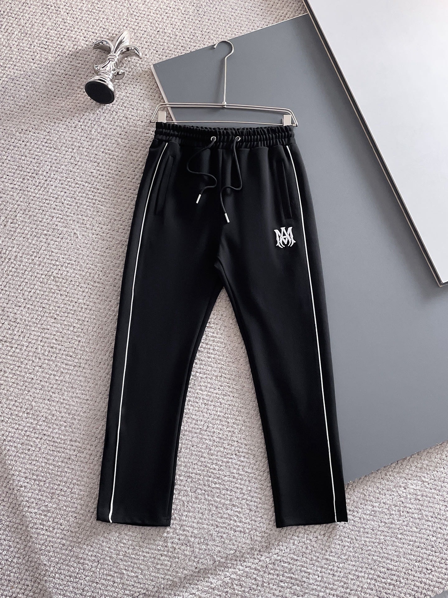 AMIRI-LOGO-M-TRACKSUIT