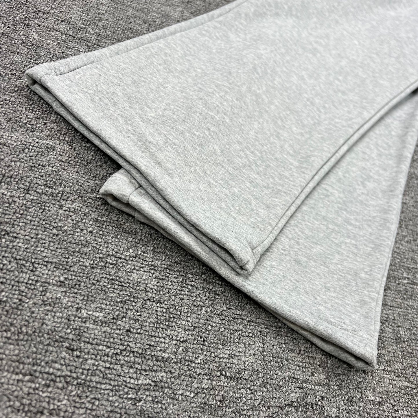 6PM-BASIC-GREY-TRACKSUIT