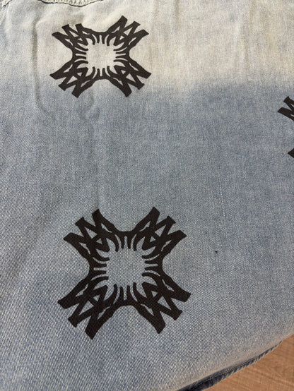 AMIRI-BASIC-LOGO-SHIRT