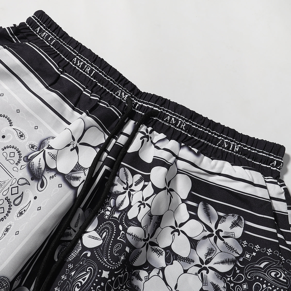 AMIRI-BLCK-N-WHTE-FLOWERS-SHORT