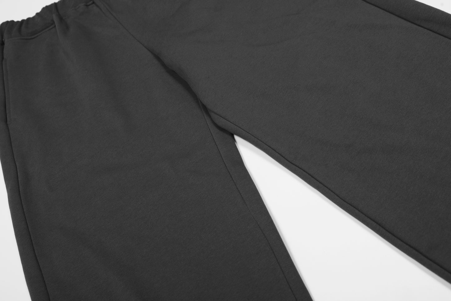 6PM-BASIC-LOW-BLACK-TRACKSUIT