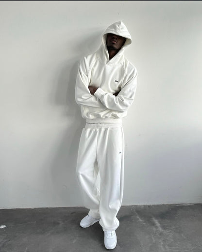 6PM-BASIC-WHITE-TRACKSUIT