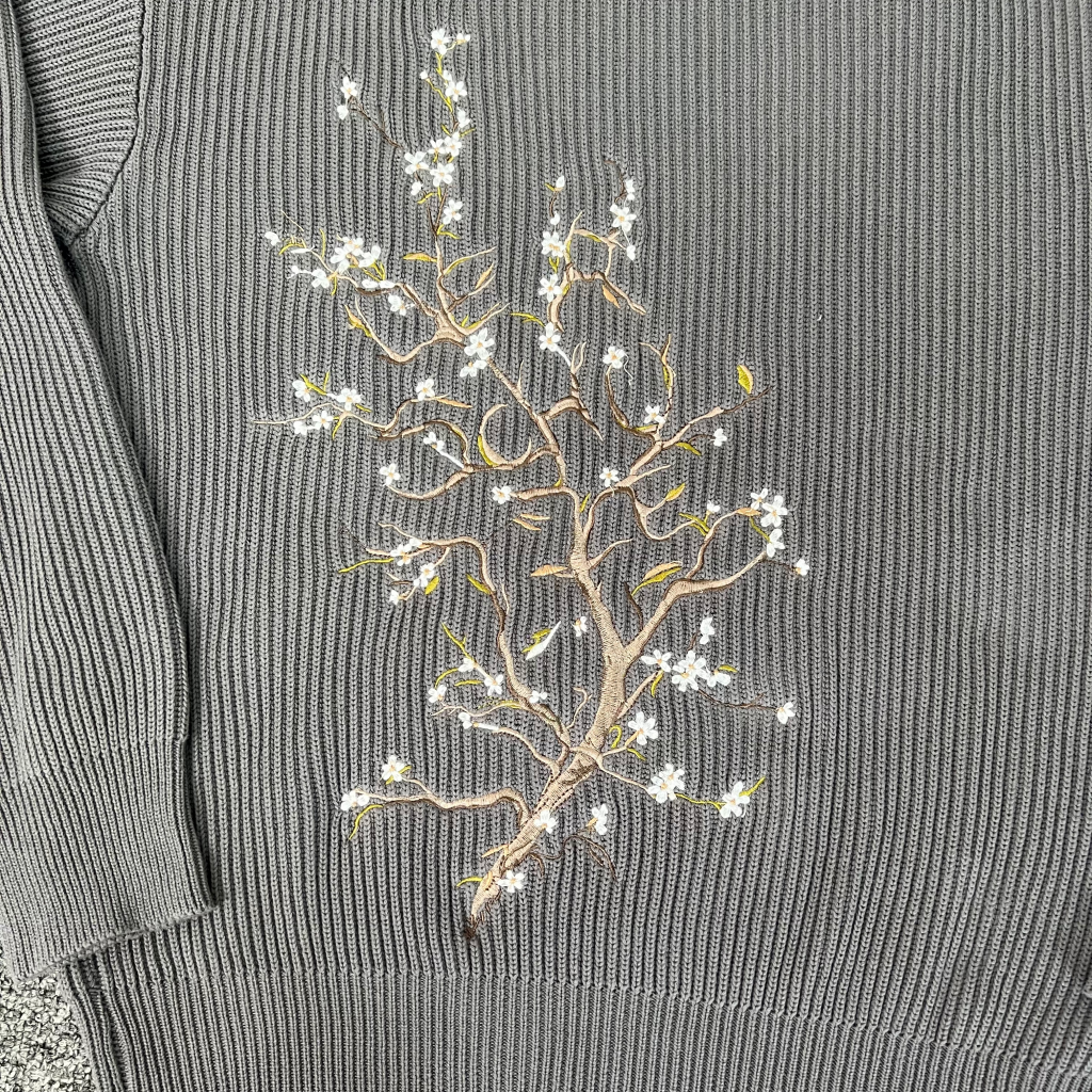 DERSCHUTZE-BLOSSM-KNIT-SWEATER