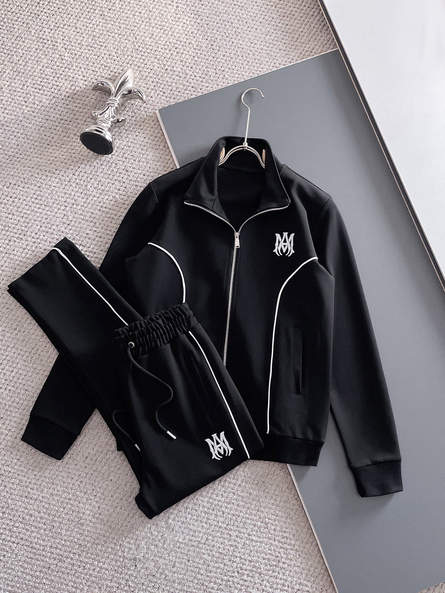 AMIRI-LOGO-M-TRACKSUIT