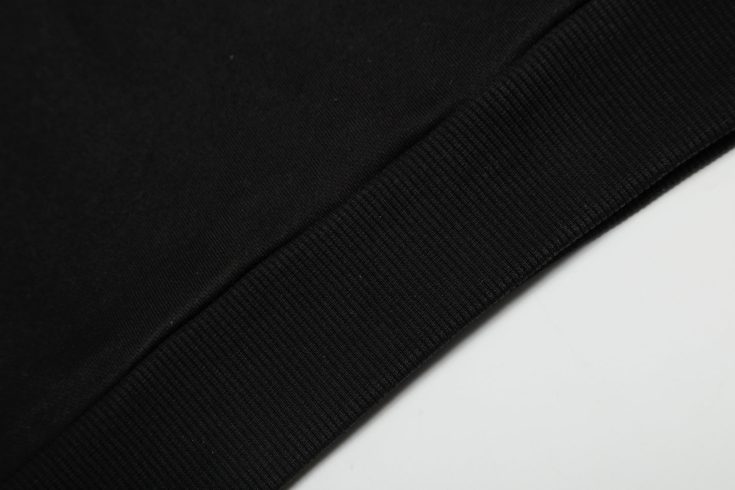 SP5DER-BLACK-BELUGA-V2-TRACKSUIT