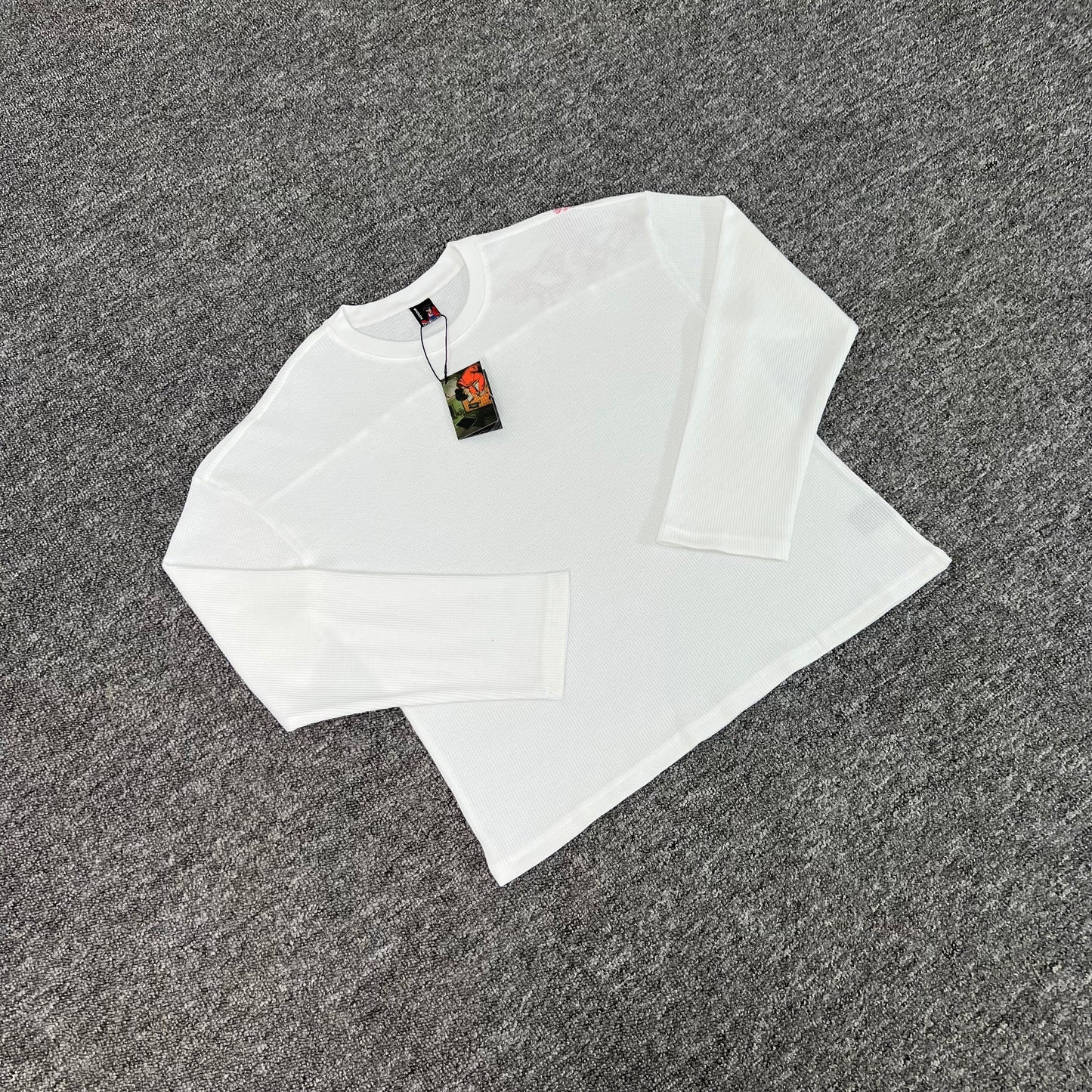 DERSCHUTZE-WHTE-BLOSSOM-SWEATER