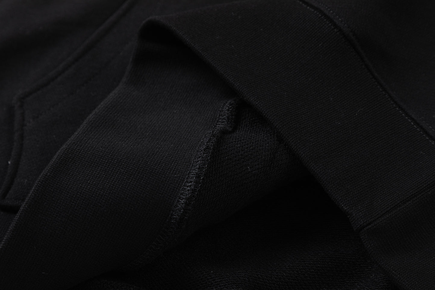 AMIRI-DIAMONDS-LOGO-HOODIE