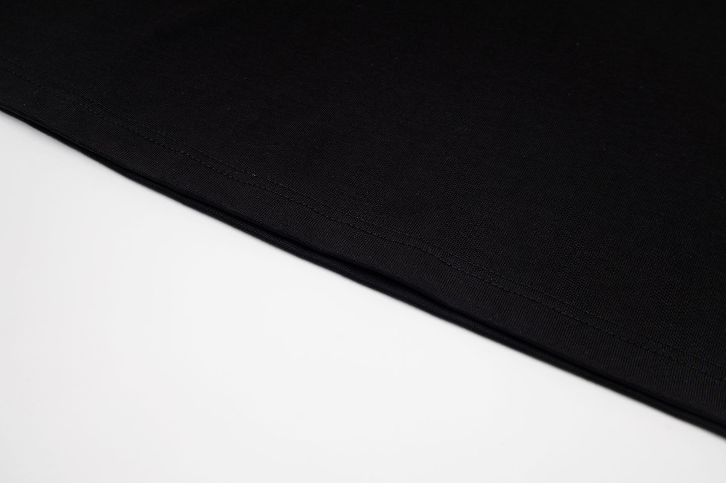 AMIRI-RESORT-CLUB-T-SHIRT