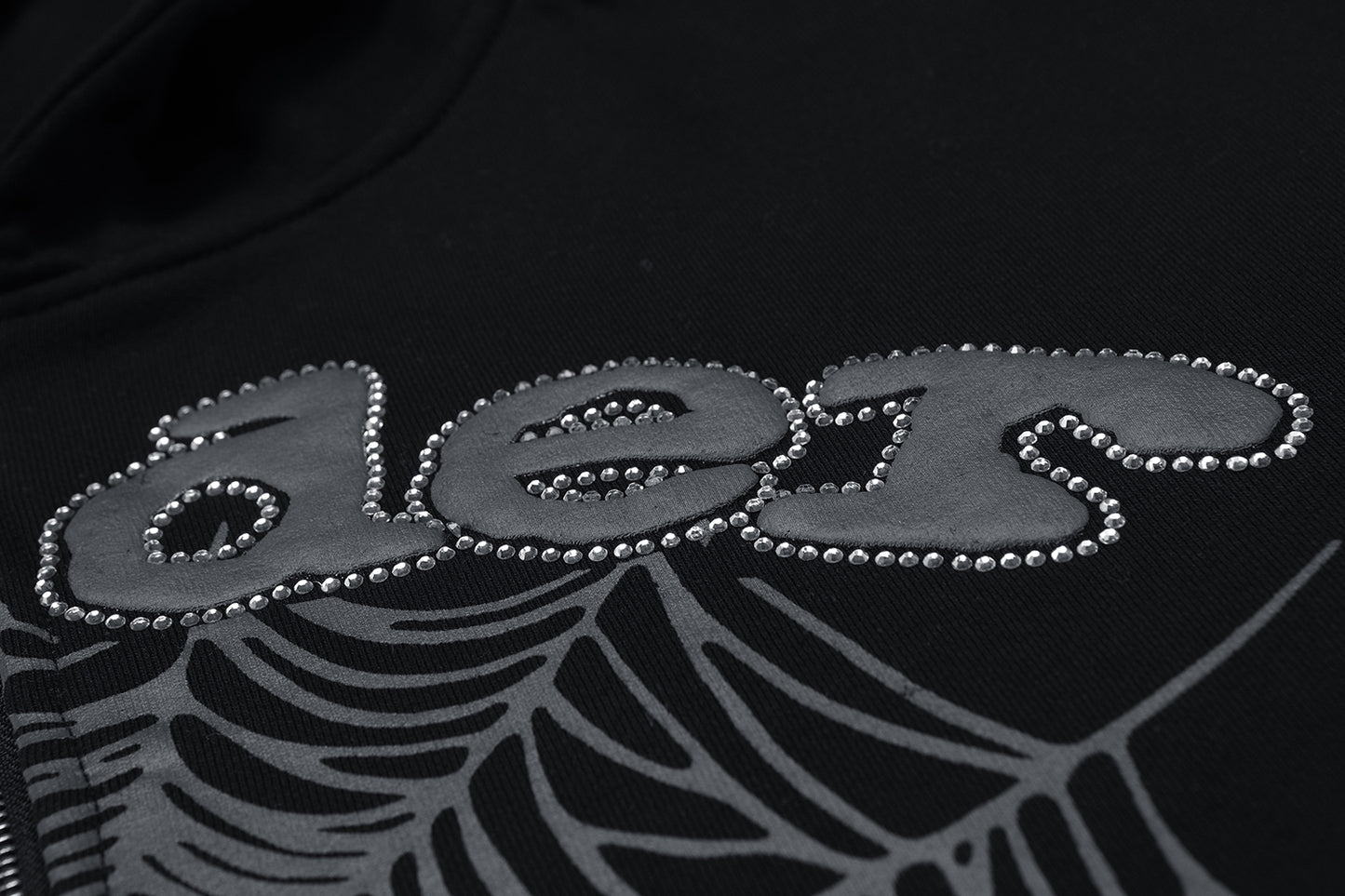 SP5DER-BLACK-ZIP-HOODIE