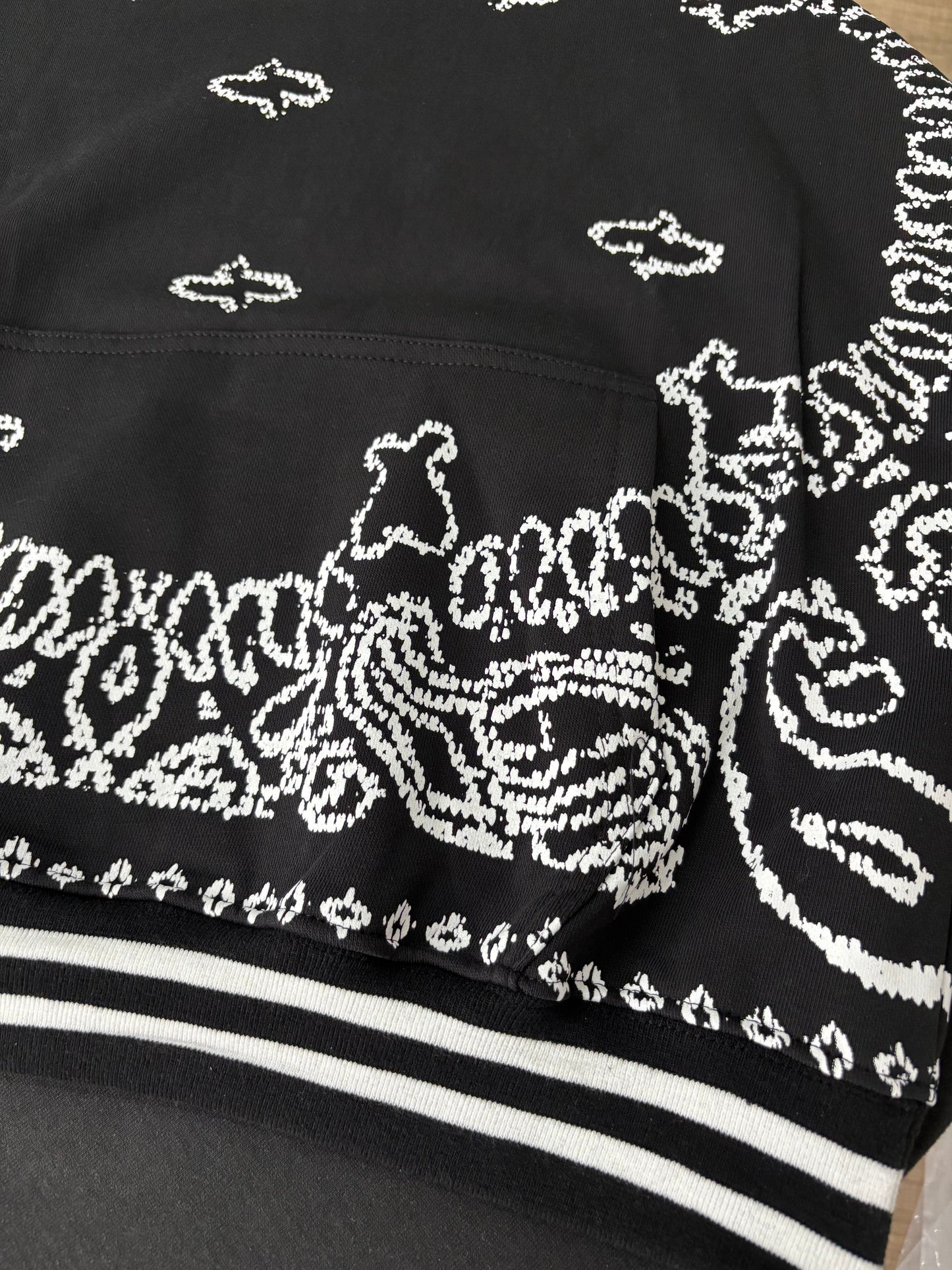 AMIRI-BLCK-N-WHTE-HOODIE