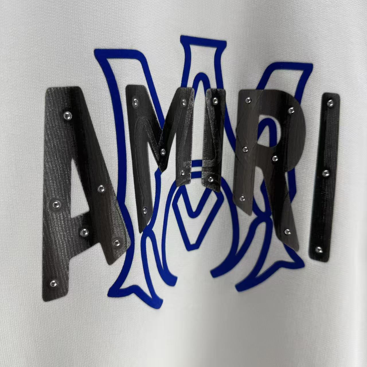 AMIRI-WHITE-LOGO-LONG-SLEEVE