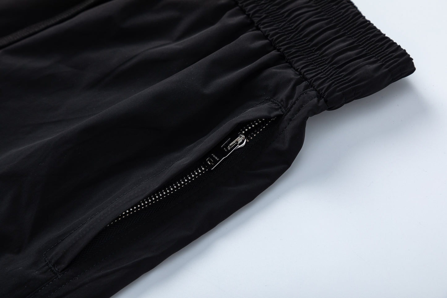 AMIRI-BLACK-VVS-SHORT