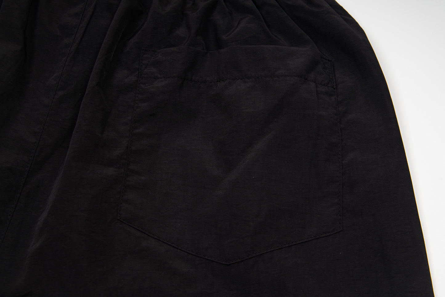 AMIRI-BASIC-SHORT