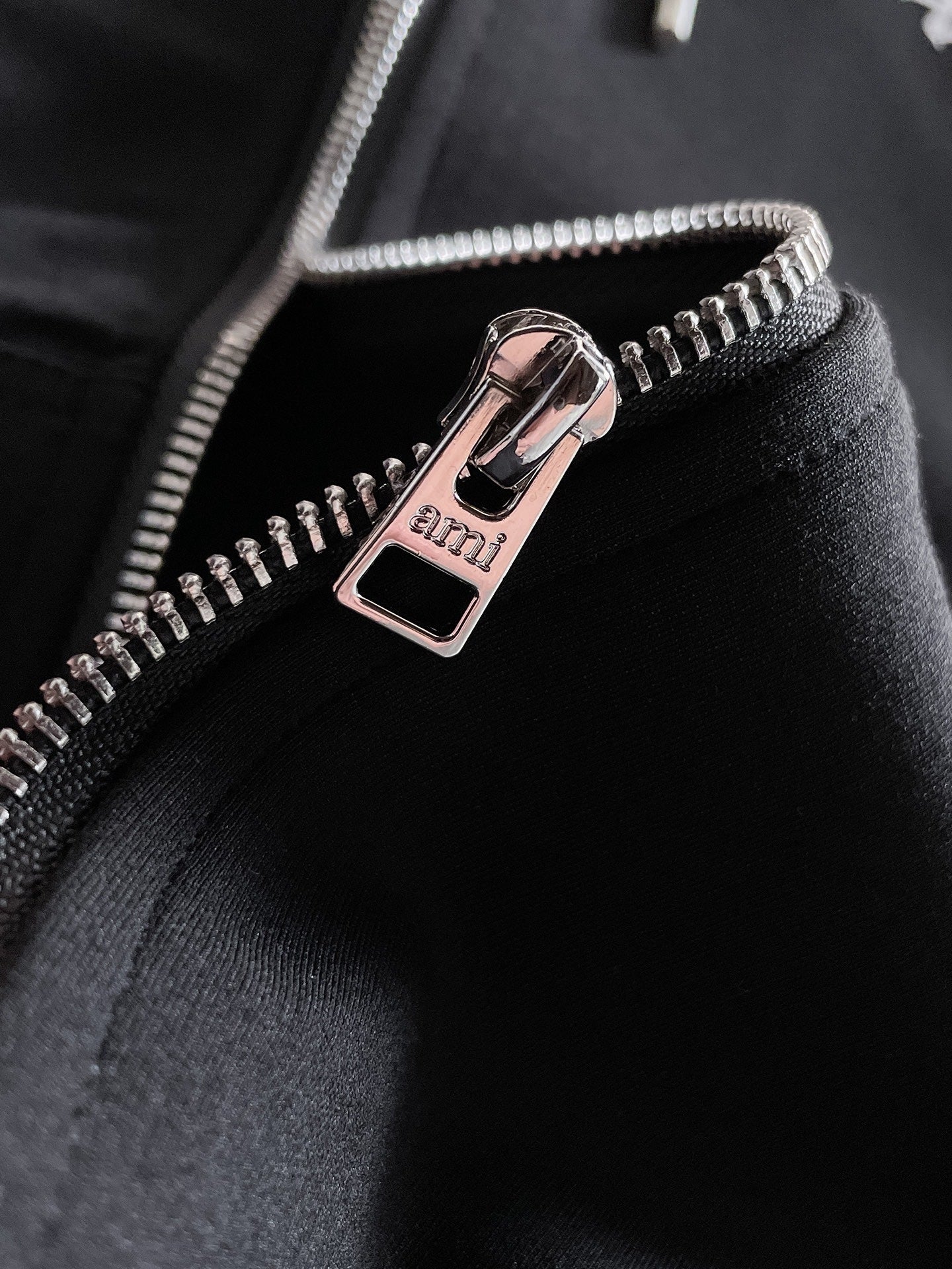 AMIRI-BLACK-TRACKSUIT-PANTS