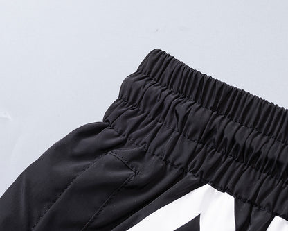 AMIRI-LOGO-STAR-SHORT
