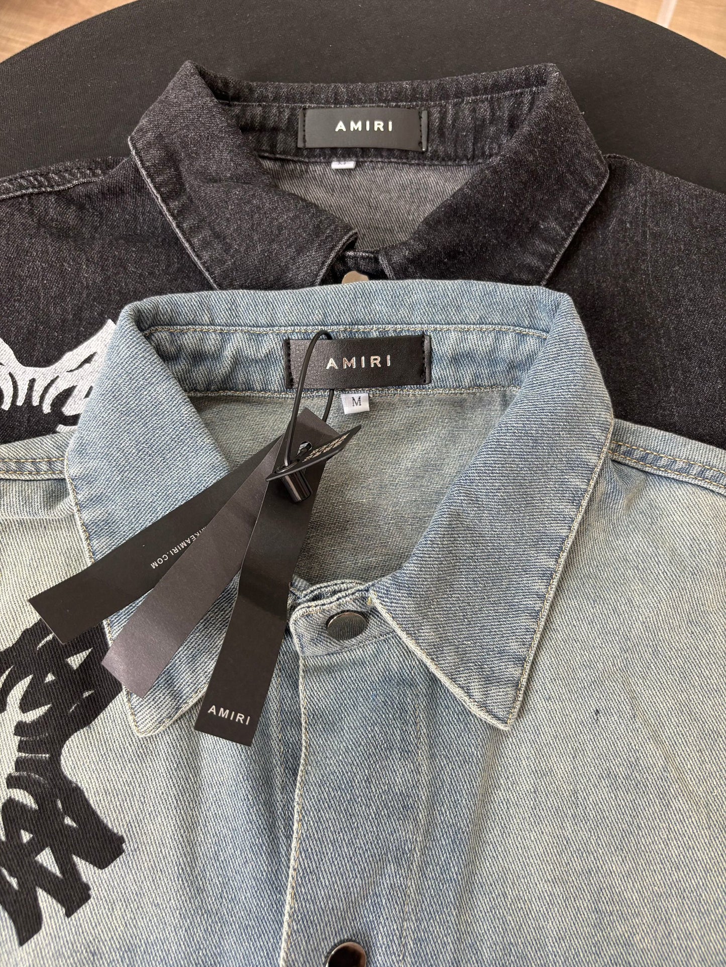 AMIRI-BASIC-LOGO-SHIRT