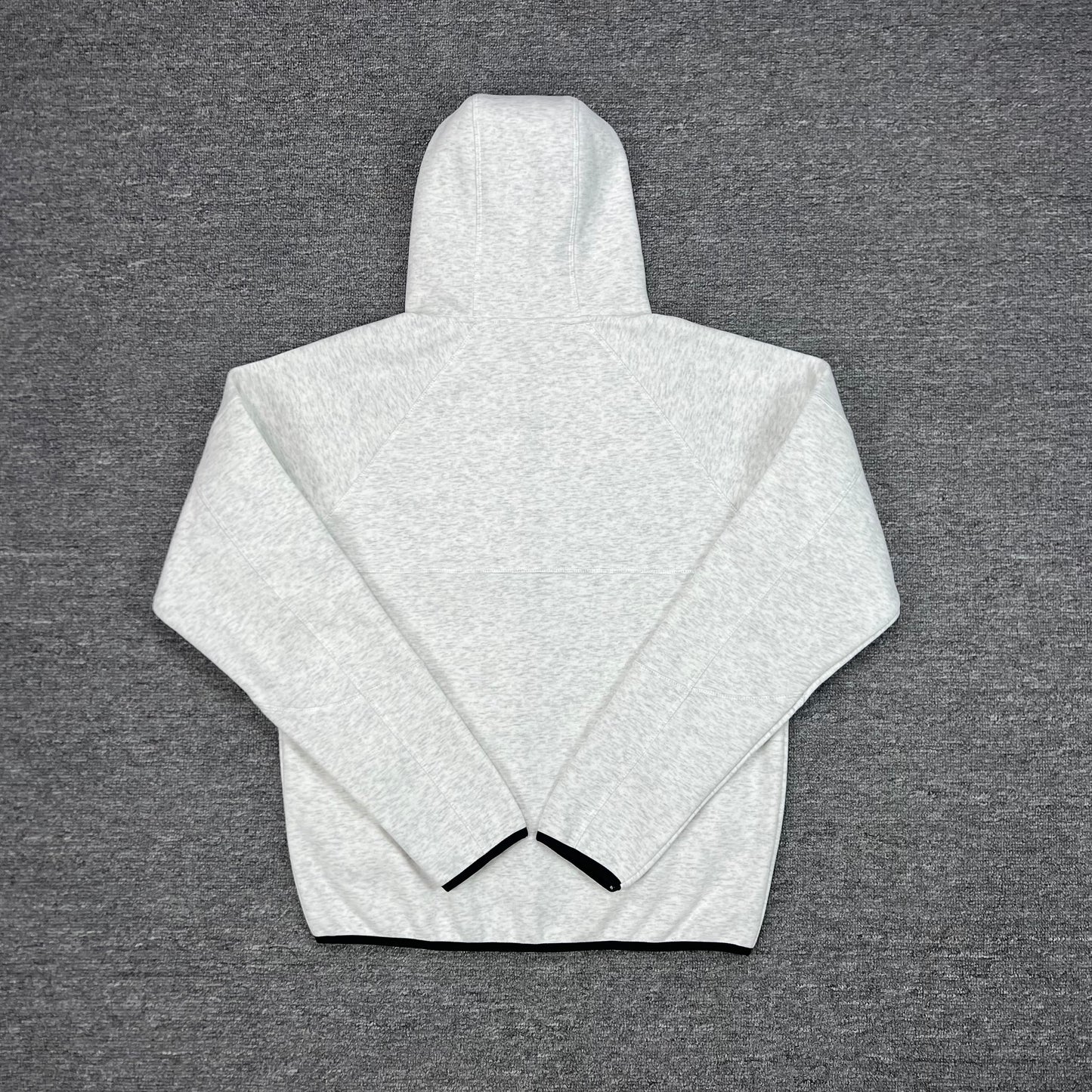 6PM-ZIP-GREY-PERFORMANCE-TRACKSUIT