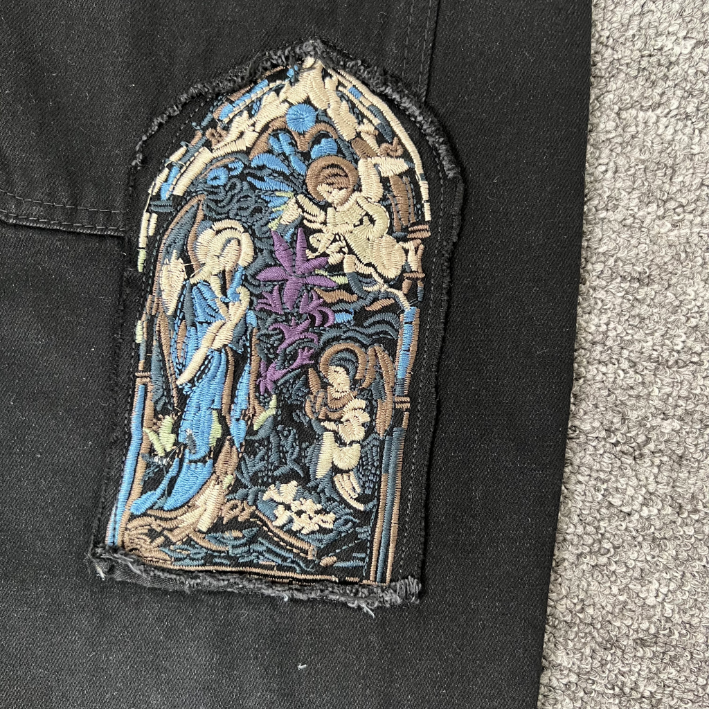 DERSCHUTZE-AWAKENING-JEANS
