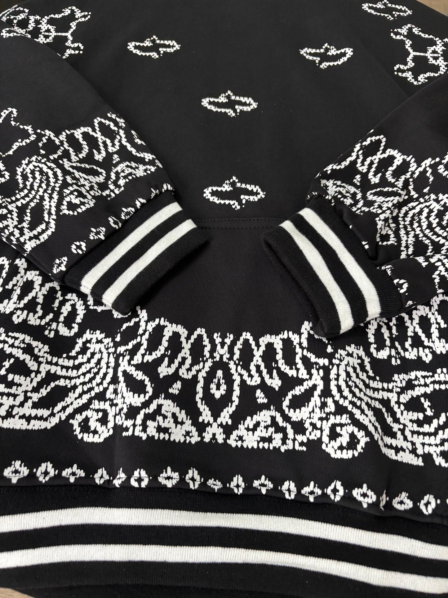 AMIRI-BLCK-N-WHTE-HOODIE