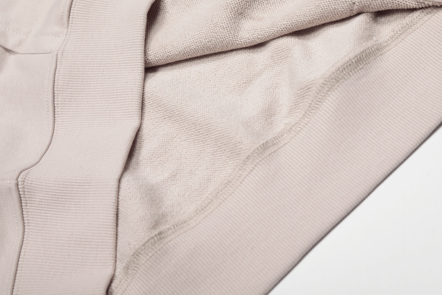 6PM-BASIC-BEIGE-TRACKSUIT
