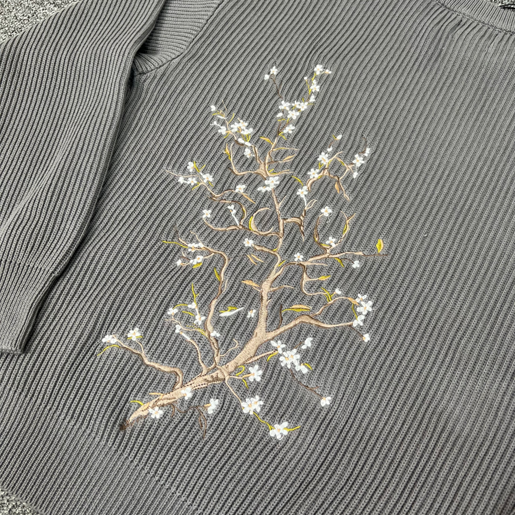 DERSCHUTZE-BLOSSM-KNIT-SWEATER