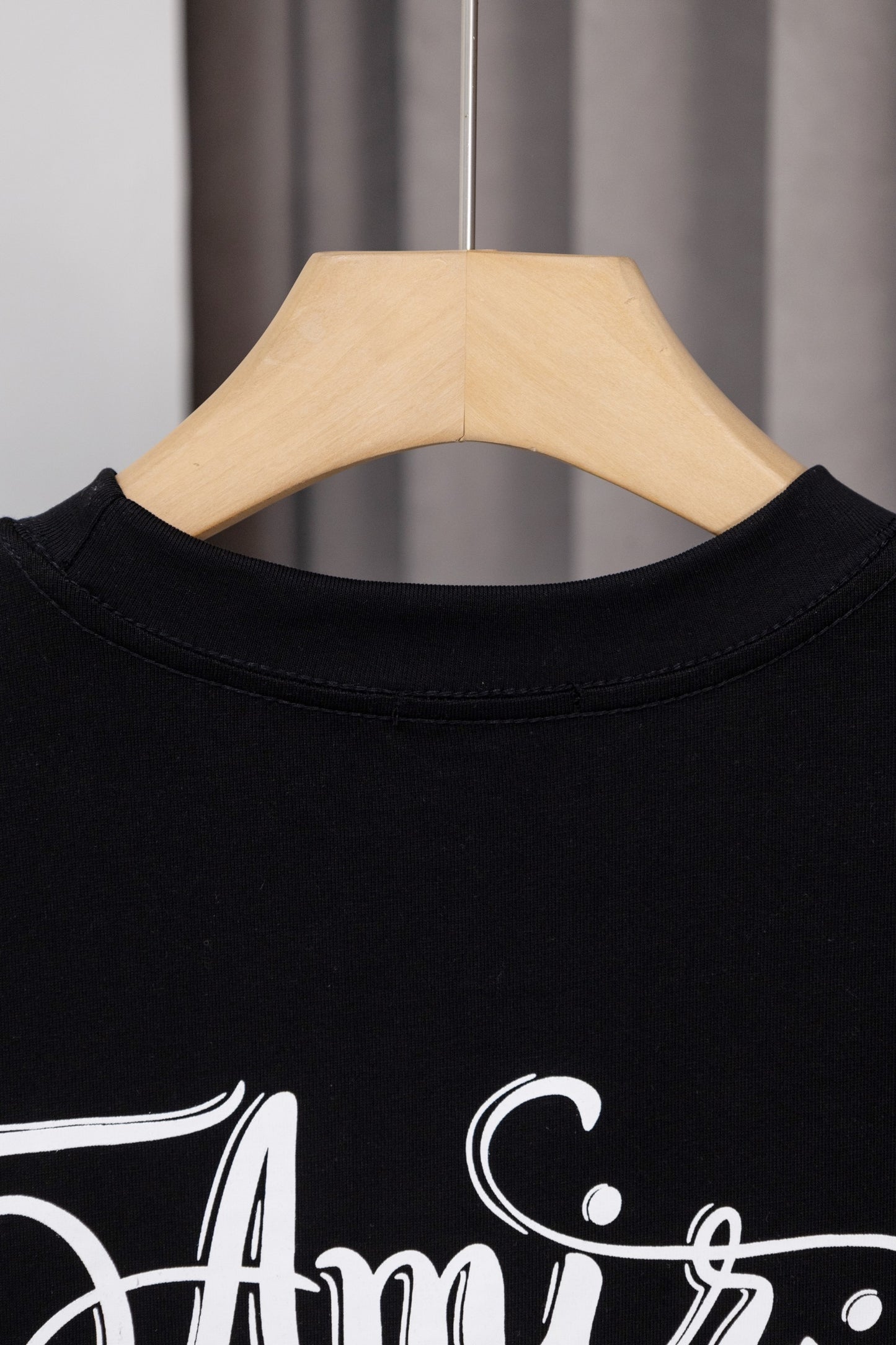 AMIRI-BLACK-HOLLYWOOD-1976-T-SHIRT