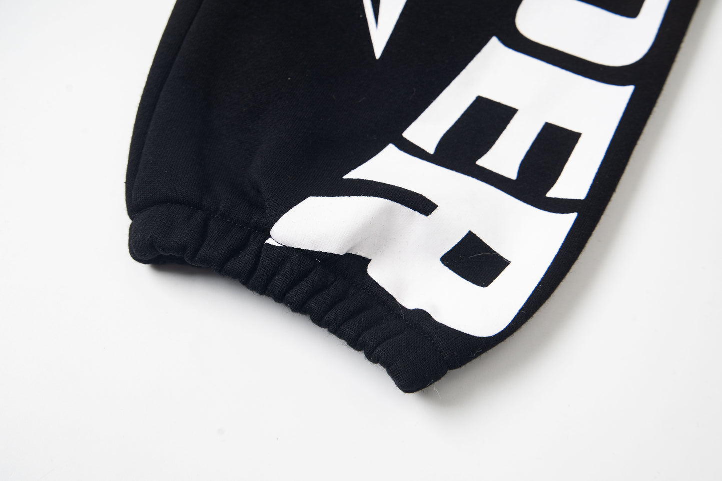 SP5DER-LOGO-STARS-PANTS