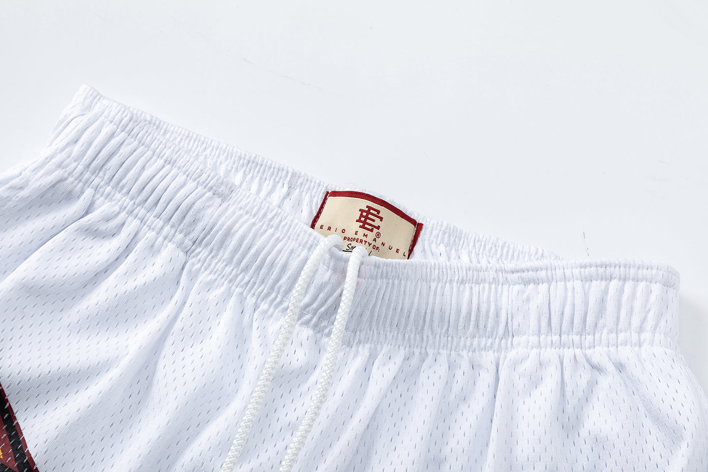 EE-LIGHTNING-SHORTS